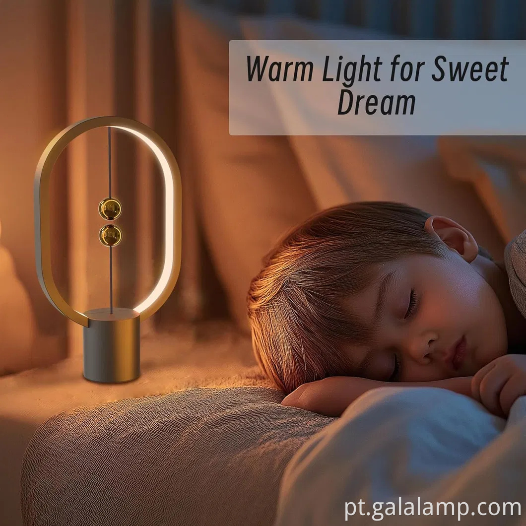 Lâmpada de mesa LED de balanço de Heng com design inovador no meio do ar